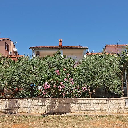 Apartments Mate 909 Фажана Экстерьер фото